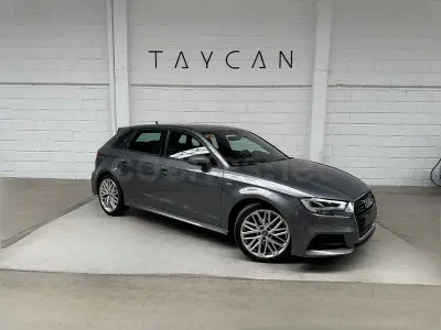 Usado Audi A3 S-Line 116 CV (85 kW) 2017 Gris / plata Berlina