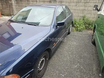 Usado BMW 525 143 CV (105 kW) 1997 Azul Berlina