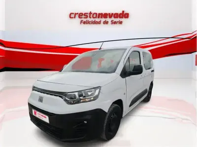 Używany Fiat Doblò 102 KM (75 kW) 2023 Biały Minivan