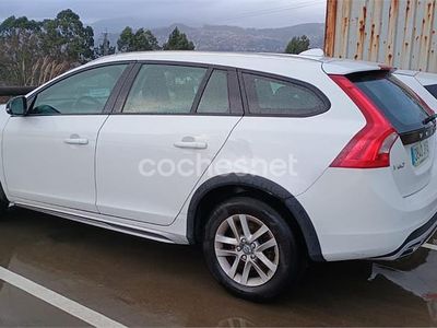 Usado Volvo V60 CC 150 CV (110 kW) 2017 Blanco Familiar