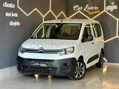 Usado Citroën e-Berlingo Shine 102 CV (75 kW) 2021 Blanco Monovolumen