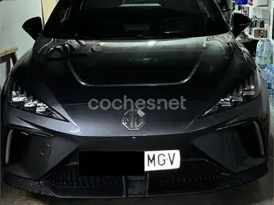 Occasion MG MG4 EV Luxury 2023 Eléctrico Hatchback
