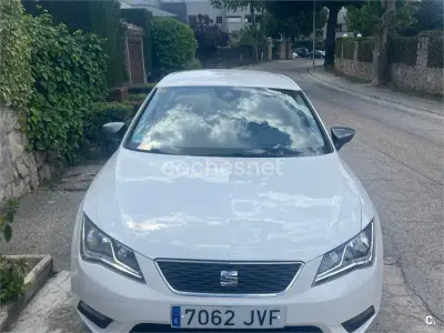 Usado Seat Leon CONNECT 110 CV (80 kW) 2016 Blanco Berlina