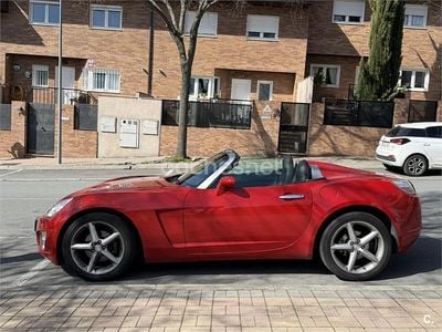 Usado Opel GT 264 CV (194 kW) 2007 Rojo Descapotable