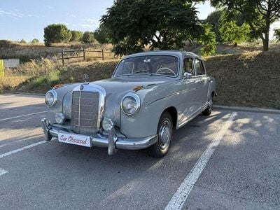 Gris Usado 1959 Mercedes 220 Berlina | 31.990 €