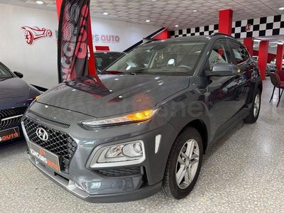 Usado Hyundai Kona 120 CV (88 kW) 2020 Gris / plata SUV