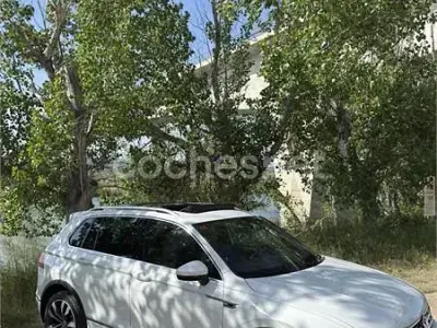 Używany VW Tiguan Sportline 190 KM (139 kW) 2019 Biały SUV