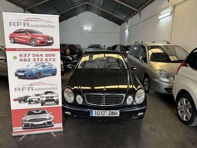 Usado Mercedes E320 224 CV (164 kW) 2006 Azul Berlina