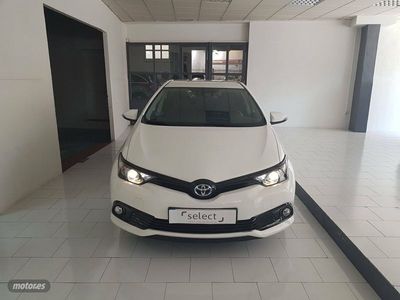 Blanco Usado 2018 Toyota Auris Hybrid Edition Berlina | 19.500 € (Un poco caro)