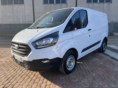Usado Ford Transit Custom Ambiente 105 CV (77 kW) 2021 Blanco Van