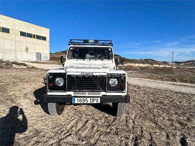 Usado Land Rover Defender S 122 CV (89 kW) 2005 Blanco Familiar