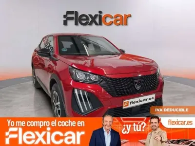 Usado Peugeot 2008 Active 101 CV (74 kW) 2023 Rojo SUV