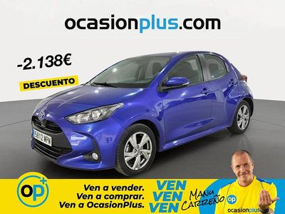 Usado Toyota Yaris Hybrid Active 116 CV (85 kW) 2024 Azul Berlina