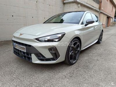 Beige Nuevo 2025 Cupra Leon Berlina | 34.000 € (Caro)