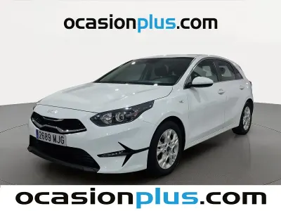 Usado Kia Ceed 136 CV (100 kW) 2023 Blanco Utilitario