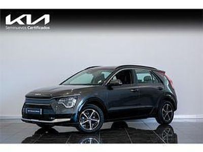 Usado Kia Niro 141 CV (103 kW) 2024 Gris SUV