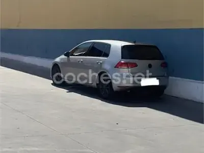 Usado VW Golf VII Business 110 CV (80 kW) 2016 Gris / plata Berlina