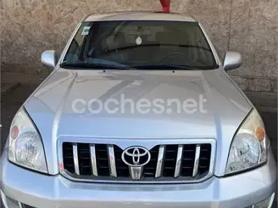 Usado Toyota Land Cruiser 163 CV (119 kW) 2005 Gris / plata SUV