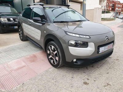 Gris Usado 2016 Citroën C4 Cactus Feel Utilitario | 10.600 € (Un poco caro)