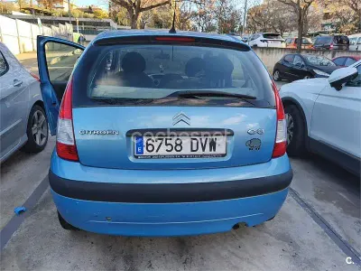 Käytetty Citroën C3 Furio 75 HP (55 kW) 2006 Sininen Sedan