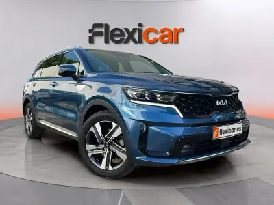 Usado Kia Sorento 232 CV (170 kW) 2024 Azul SUV