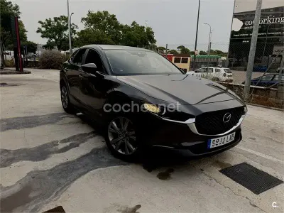 Usado Mazda CX-30 122 CV (89 kW) 2022 Gris / plata SUV