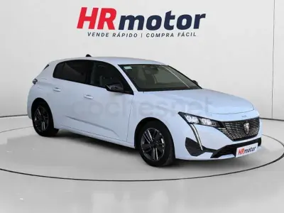 Usado Peugeot 308 Allure 130 CV (95 kW) 2024 Blanco Berlina