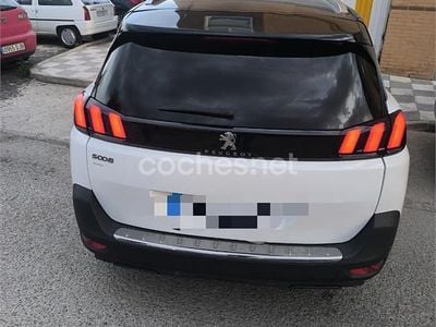Usado Peugeot 5008 Allure 130 CV (95 kW) 2020 Blanco SUV