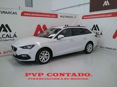 Usado Seat Leon ST Style 116 CV (85 kW) 2021 Blanco Familiar