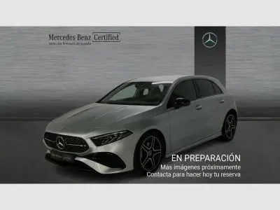 Usado Mercedes A200 163 CV (119 kW) 2024 Gris Berlina