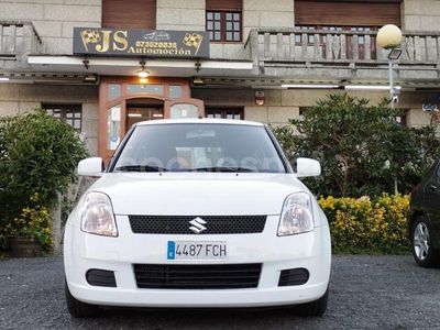 Usado Suzuki Swift GL 2007 Utilitario