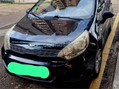 Negro Usado 2013 Kia Rio Berlina | 6000 € (Precio justo)