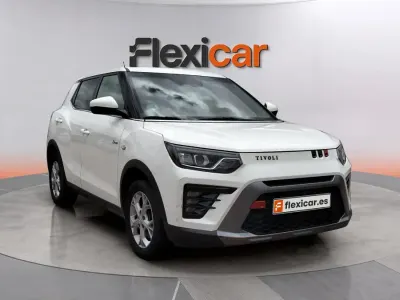 Usado SsangYong Tivoli 150 CV (110 kW) 2024 Blanco SUV