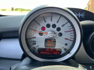 Usado Mini ONE 95 CV (69 kW) 2009 Amarillo Utilitario