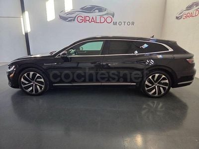 Usado VW Arteon R-line 150 CV (110 kW) 2023 Negro Familiar