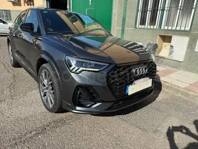 Usado Audi Q3 Sportback 150 CV (110 kW) 2021 Gris / plata SUV