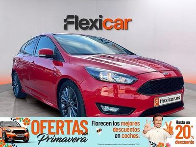 Usado Ford Focus ST-Line 125 CV (91 kW) 2018 Rojo