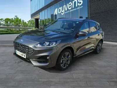 Usado Ford Kuga ST-Line 243 CV (178 kW) 2024 Gris SUV