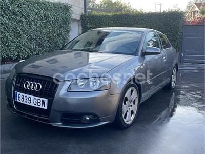 Usado Audi A3 Ambiente 105 CV (77 kW) 2008 Gris / plata Utilitario