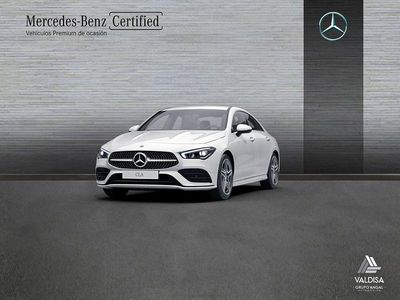 Blanco Usado 2023 Mercedes CLA180 AMG line Berlina | 37.900 €