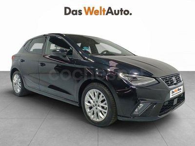 Usado Seat Ibiza FR 115 CV (84 kW) 2024 Negro Utilitario