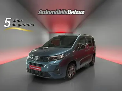 Usado Opel Combo Edition 102 CV (75 kW) 2024 Azul Monovolumen