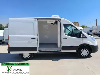 Usado Ford Transit Trend 131 CV (96 kW) 2021 Blanco Van