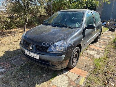 Negro Usado 2004 Renault Clio II Berlina | 1900 € (Un poco caro)