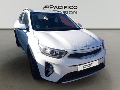 Blanco Usado 2022 Kia Stonic SUV | 13.500 € (Precio justo)