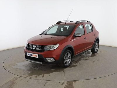 Rojo Usado 2017 Dacia Sandero Stepway Berlina | 10.699 € (Precio justo)
