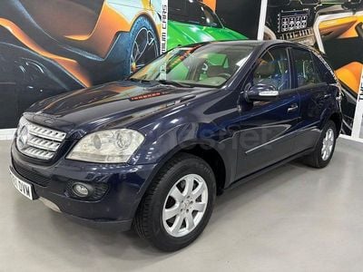 Usado Mercedes ML320 224 CV (164 kW) 2006 Azul SUV