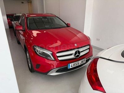 Usado Mercedes GLA200 Urban 136 CV (100 kW) 2016 Rojo SUV