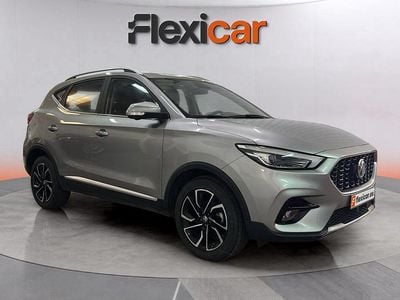 Usado MG ZS Luxury 106 CV (77 kW) 2024 Gris Berlina