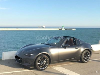 Usado Mazda MX5 Edition 160 CV (117 kW) 2017 Gris / plata Descapotable
